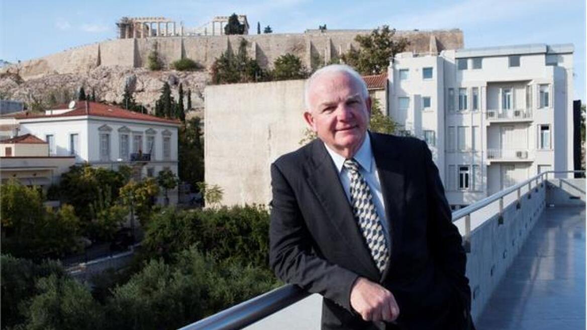 Ντέιβιντ Χιλ: Η Ελλάδα πρέπει να διεκδικήσει δικαστικά τα Γλυπτά του Παρθενώνα 